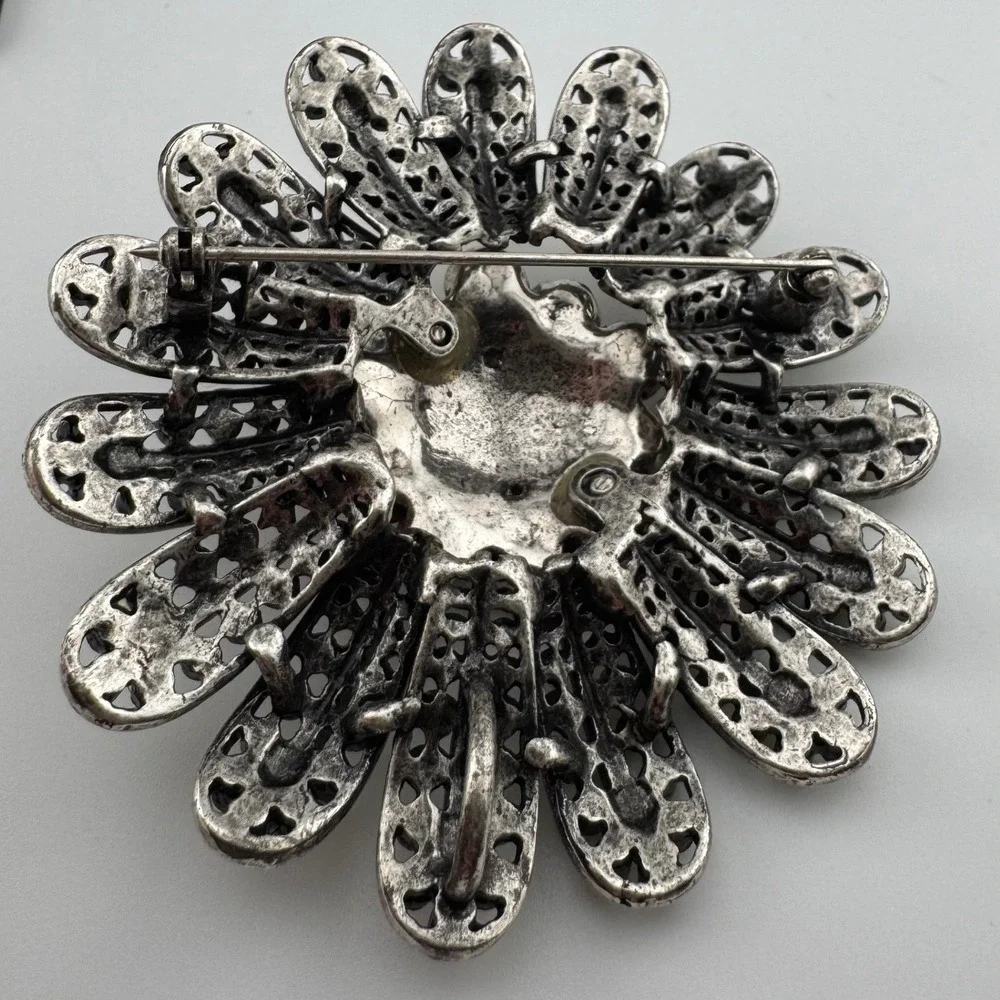 Vintage Style Silver Tone Amber Yellow Rhinestone Flower Brooch Large Daisy 2.5